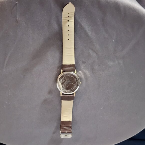 Accutime Watch Corp. Blue World Map Face Gold Tone Analog Stainless Back Watch - Picture 10 of 16